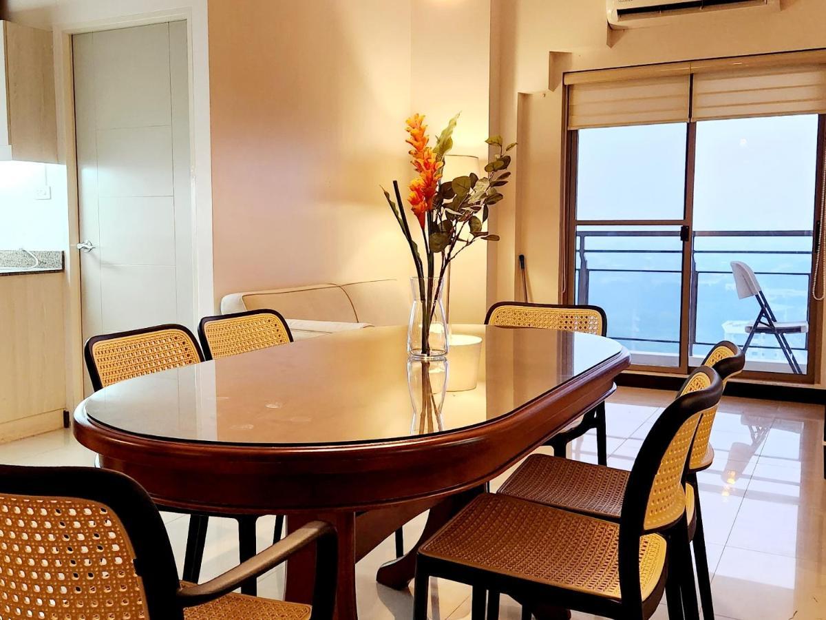 Casa Antonio At Fairway Terraces Family Penthouse 2Br Wi-Fi Nr Golf, Airport, Fort Bgc 마닐라 외부 사진