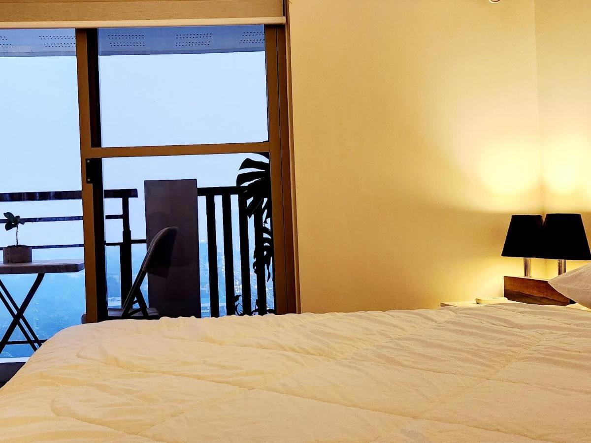 Casa Antonio At Fairway Terraces Family Penthouse 2Br Wi-Fi Nr Golf, Airport, Fort Bgc 마닐라 외부 사진